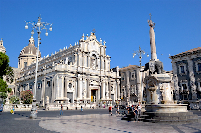 Road trip por Sicilia, día 1: Catania y la Costa de los Cíclopes
